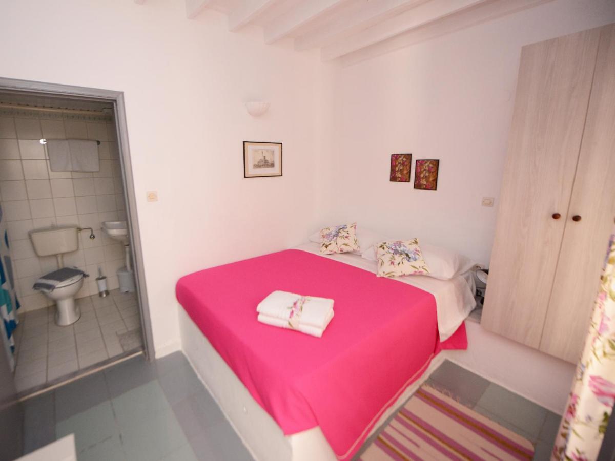Medieval Inn Rhodes City Bilik gambar